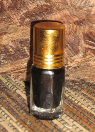 White Oud Attar